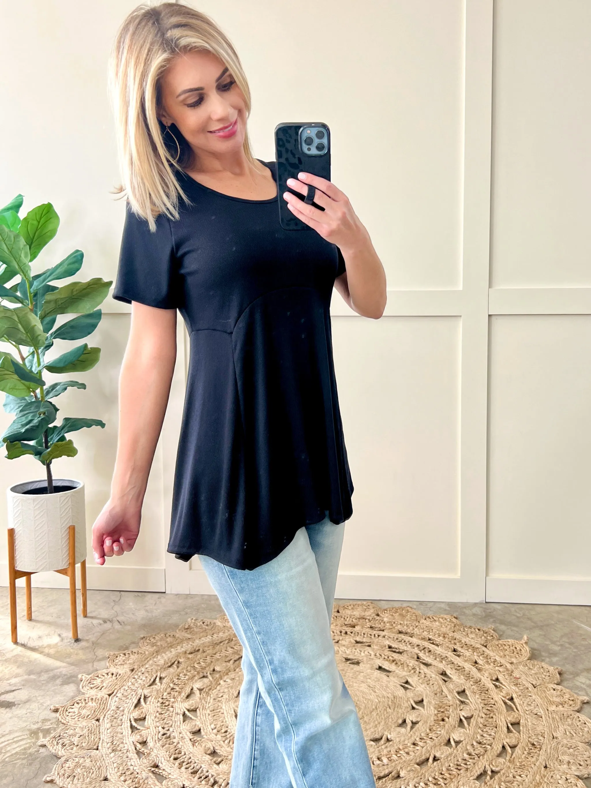 A Line Tunic Top With Flattering Seam Lines In Deep Black 11.21