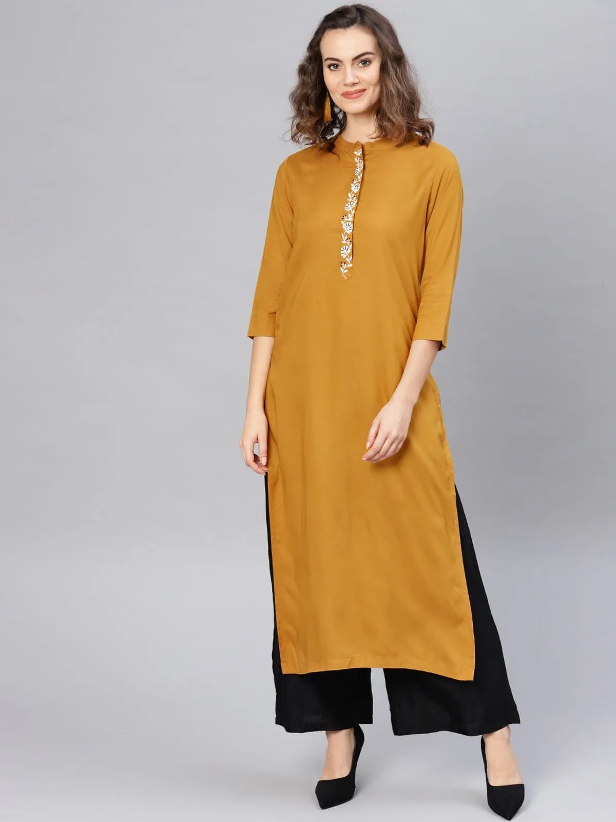 Embroidered Straight Kurta